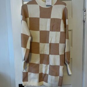Checkered Tan and White Sweaterdress